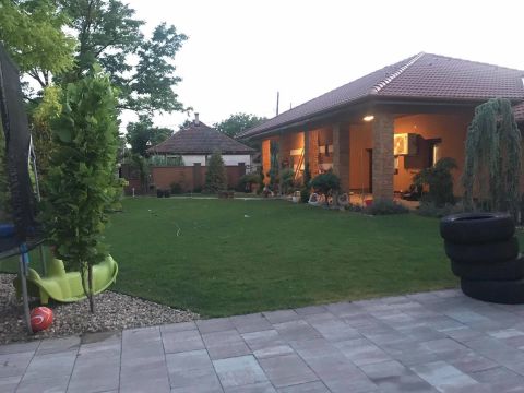 Eladó Ház 6230 Soltvadkert , Csendes utca