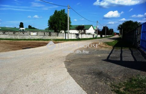 Eladó Ipari, Pest megye, Vecsés