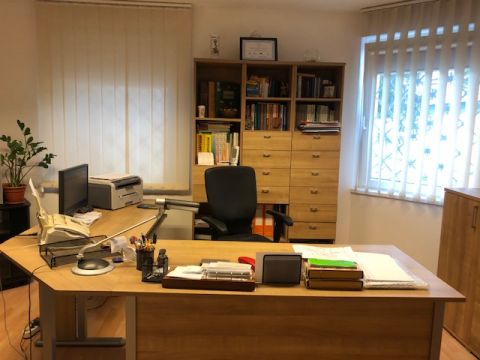 Eladó Üzlethelyiség 7940 Szentlőrinc Szentlőrinc