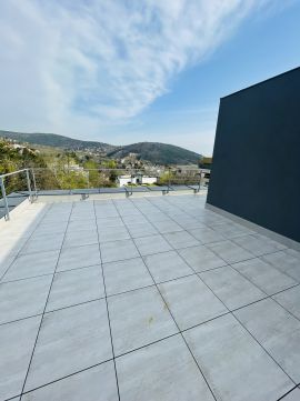 Eladó Ház 1025 Budapest 2. kerület Rózsadomb tetején panorámás luxus családi ház !