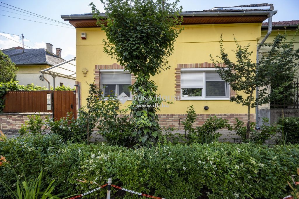 1153 Budapest 15. kerület — 1/16