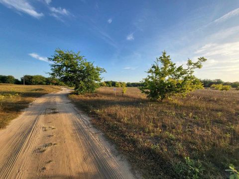 Eladó Telek 2151 Fót , Fót Templom parkoló