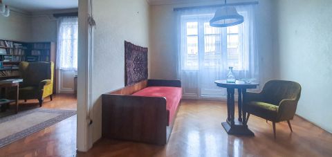 Eladó Lakás 9400 Sopron , Belváros külső részén, de 2 perc sétára a Széchenyi tértől, 132 m2-es lakás eladó!