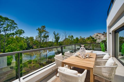 Eladó Lakás Spanyolország, Marbella (ML3)