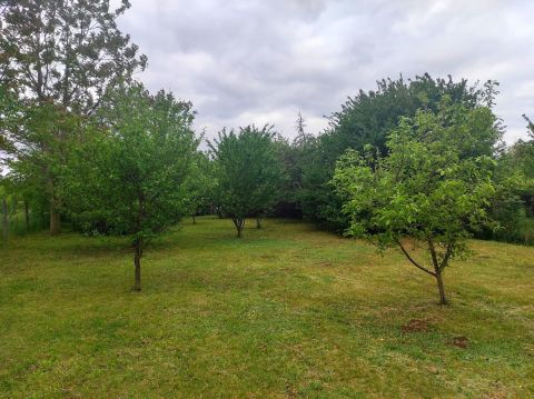 Eladó Telek 8637 Balatonőszöd , Zártkert