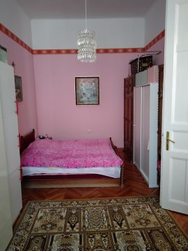 Eladó Lakás 1081 Budapest 8. kerület Blaha Lujza tér szomszédságában - Emeleti lakás - Kiváló adottságokkal