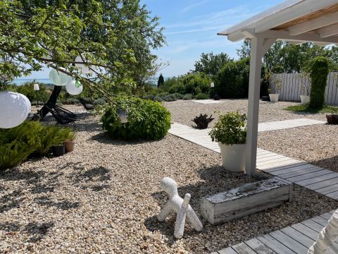 Eladó Ház 8228 Lovas 