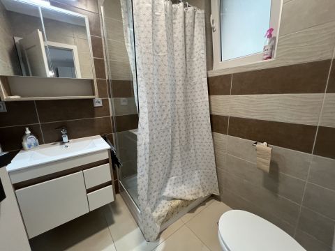 Eladó Lakás 7623 Pécs Belvárosban felújított 113m2-es, vállalkozásra is alkalmas lakás