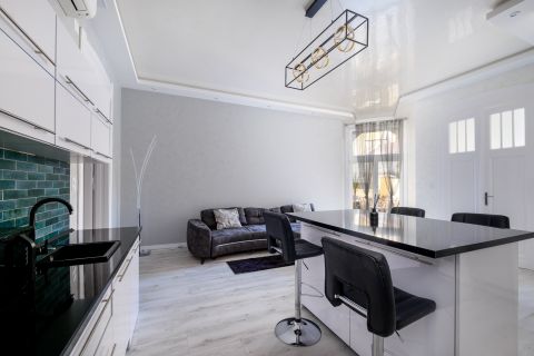 Eladó Lakás 1068 Budapest 6. kerület , Király utcában felújított lakás!