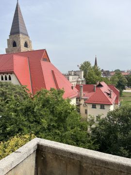 Eladó Lakás 1071 Budapest 7. kerület , 4 szobás, felújított lakás, szép kilátással az erkélyről