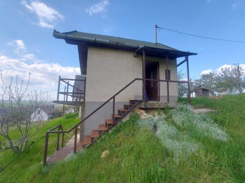 Eladó Telek 8660 Tab Kétszintes nyaraló 