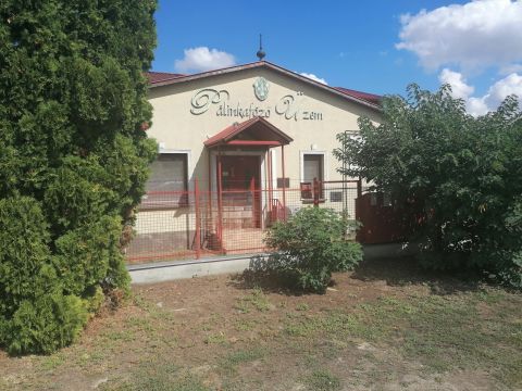 Eladó Mezőgazdasági 6087 Dunavecse 