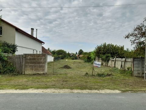 Eladó Telek 5600 Békéscsaba 