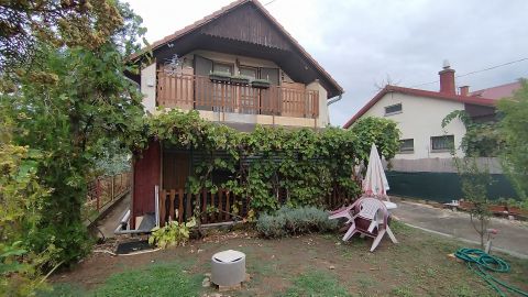 Eladó Ház 2252 Tóalmás , Strand közelében