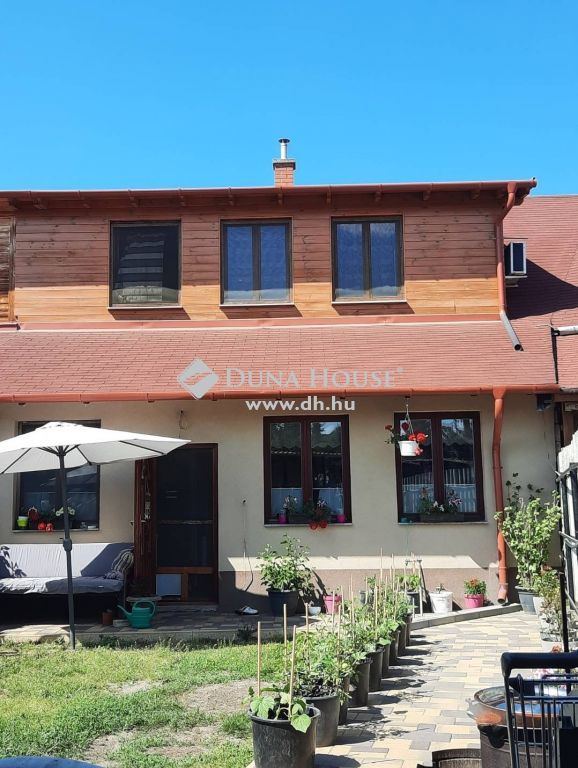 2330 Dunaharaszti , Rákóczi ligethez közel — 1/12
