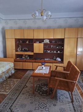 Eladó Ház 9464 Und , Határ közelében