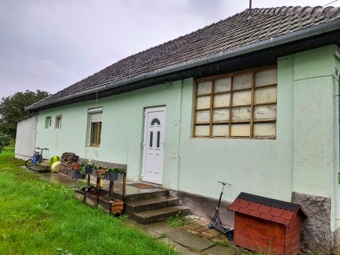 Eladó Ház 2116 Zsámbok 