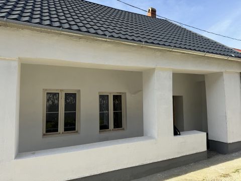 Eladó Ház 9300 Csorna PEPCO közelében