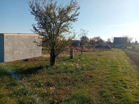 Eladó Telek 8154 Polgárdi Takács dűlő