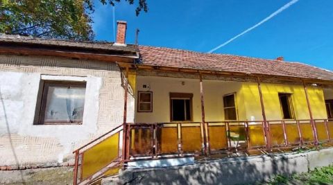 Eladó Ház 2344 Dömsöd 2344 Dömsöd, Vasút utca