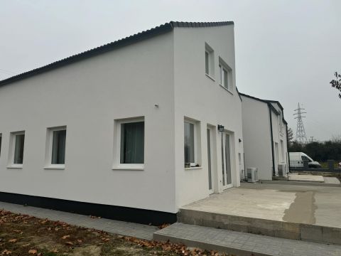 Eladó Ház 2300 Ráckeve , Ráckevén a strand közelében újépítésű lakás eladó!