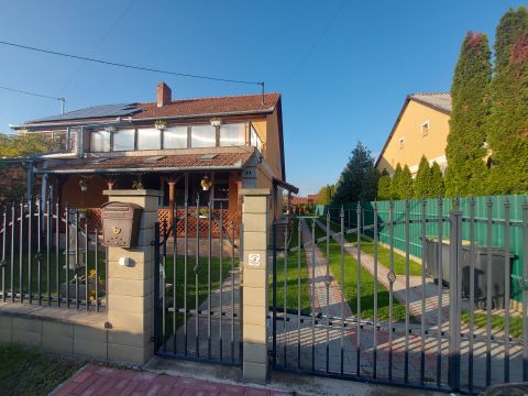 Eladó Ház 5008 Szolnok , Szandaszőlős