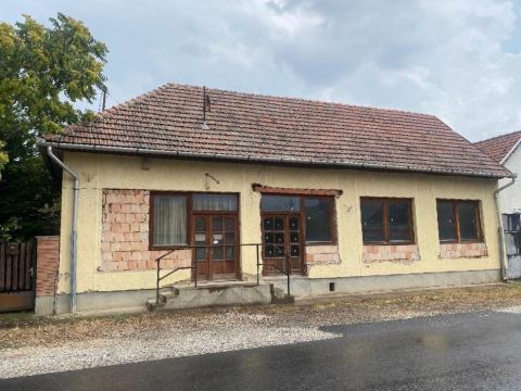 Eladó Ház 5122 Jászdózsa , 5122 Jászdózsa, központi