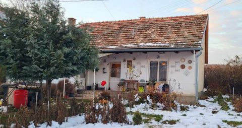 Eladó Ház 2693 Becske , BecskeHZ