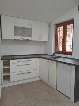 Kiadó Lakás 7625 Pécs 