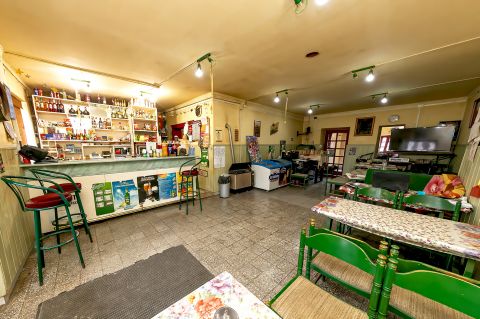 Eladó Ház 7017 Mezőszilas , a település központi részén