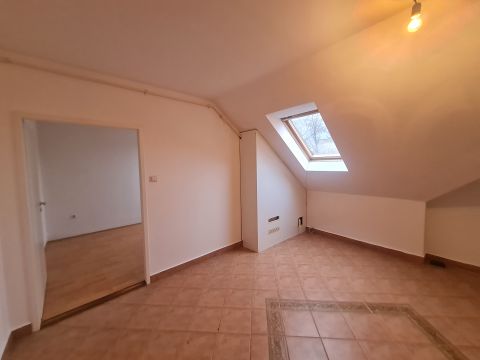 Eladó Lakás 8258 Badacsonytomaj vízközeli, rendkívül hangulatos 97 nm-es apartman lakás