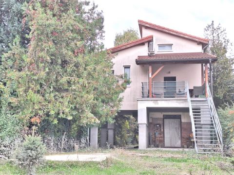 Eladó Ház 2500 Esztergom 