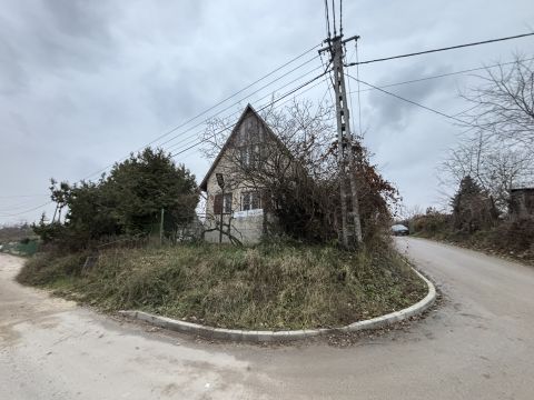 Eladó Ház 2837 Vértesszőlős 
