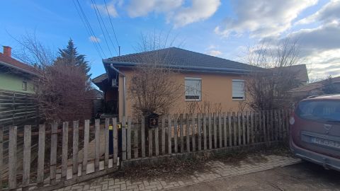 Eladó Ház 2766 Tápiószele 