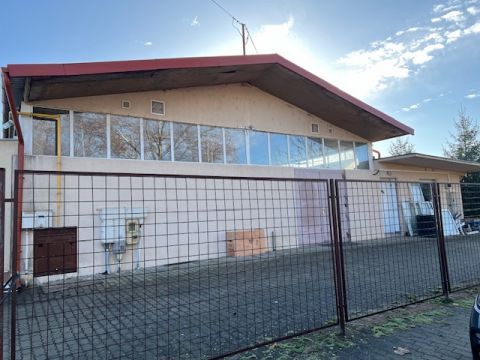 Eladó Ipari 7396 Magyarszék , 'Pécs-Komló közeli ipari csarnok/műhely'