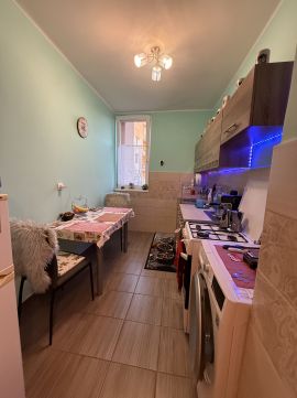 Eladó Lakás 8105 Pétfürdő Pétfürdő, Berhidai út 