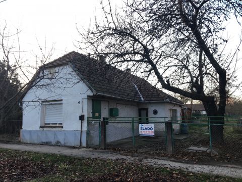 Eladó Ház 8085 Vértesboglár 