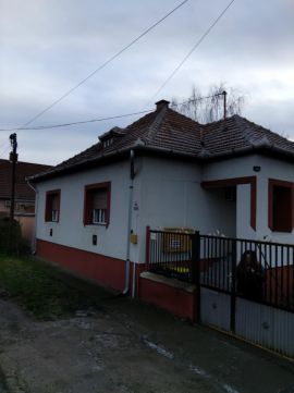 Eladó Ház 3000 Hatvan 
