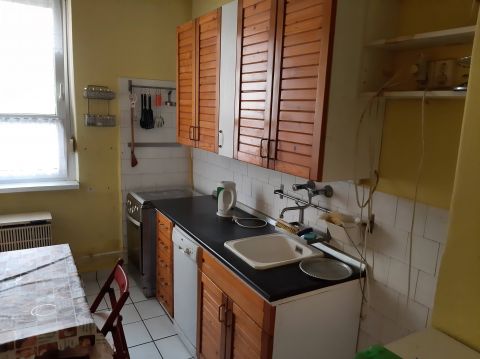 Eladó Lakás 5100 Jászberény Apponyi tér környékén