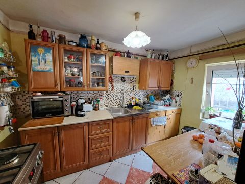 Eladó Ház 6500 Baja Belváros peremén
