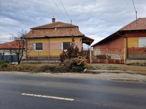 Eladó Ház 2192 Hévízgyörk 
