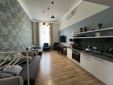 Eladó Lakás 1073 Budapest 7. kerület 