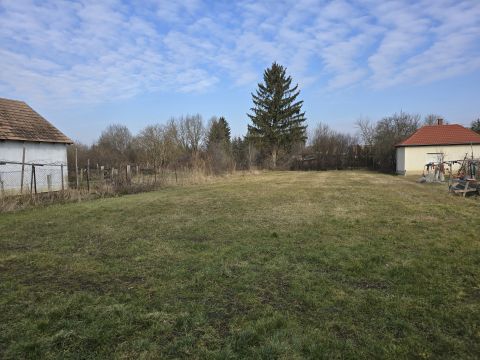 Eladó Telek 8973 Csesztreg Csendes , nyugodt zsákutcában építési telek