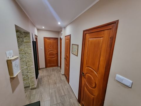 Eladó Lakás 2481 Velence Velence Korzó