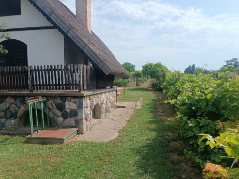 Eladó Ház 2462 Martonvásár 