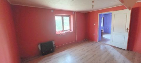 Eladó Ház 5800 Mezőkovácsháza , Reformátuskovácsházán, 2 szoba + nagy konyhás családi ház