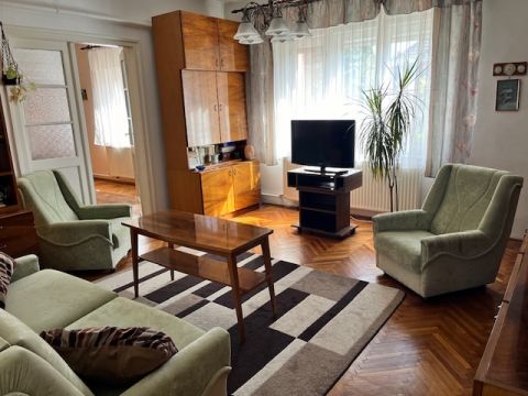 Eladó Ház 1194 Budapest 19. kerület Kispest kertváros csendes utcájában jó állapotú Kádár kocka