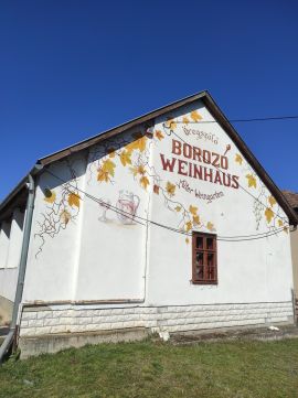 Eladó Vendéglátás 2640 Szendehely Szendehely központ