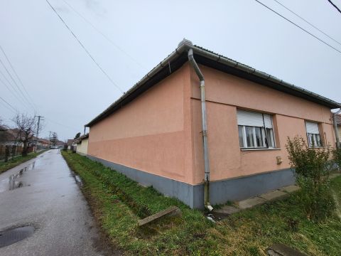 Eladó Ház 5123 Jászárokszállás 