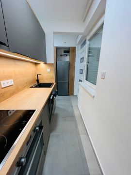 Kiadó Lakás 7624 Pécs 